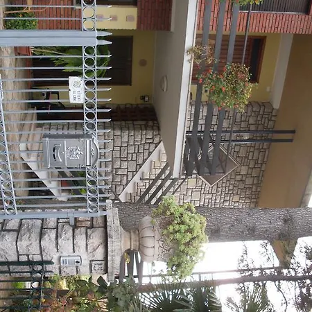 La Casetta Dei Cedri Casa de Férias Magione