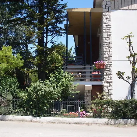 Casa de Férias La Casetta Dei Cedri *